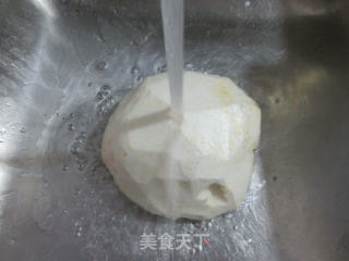 肉骨奉化芋头汤的做法步骤：2
