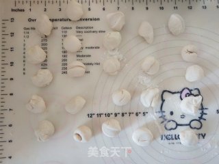 茼蒿猪肉锅贴的做法步骤：7