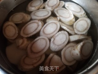萝卜牛蒡汤的做法步骤：5