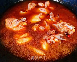 杏鲍菇土豆胡萝卜炖鸡腿的做法步骤：8