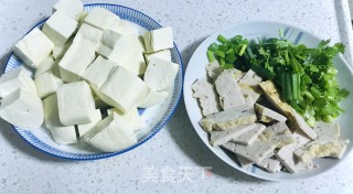 肉条炖豆腐的做法步骤：2