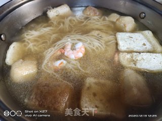 虾仁油豆腐面的做法步骤：3