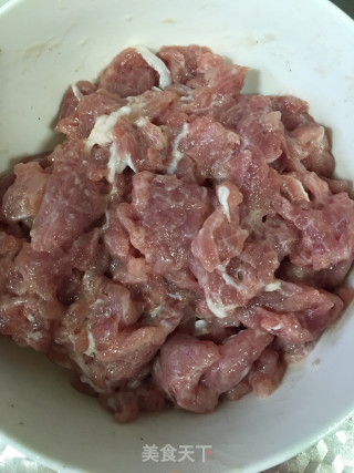 水煮肉片的做法步骤：1