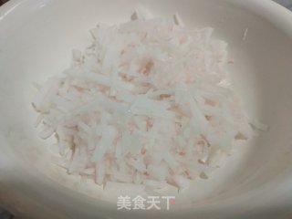 白萝卜猪肉饺子的做法步骤：3
