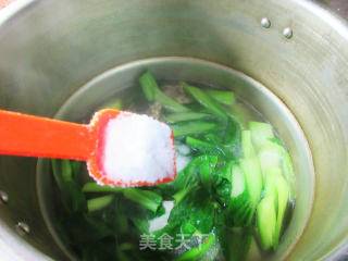 菜芯土豆铁棍山药肉骨汤的做法步骤：9