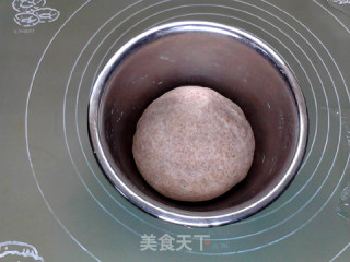 香菇猪牛肉黑全麦馅饼的做法步骤：10