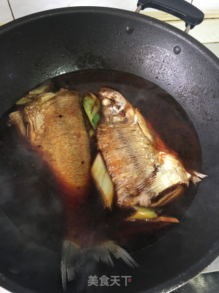 豆豉酱烧白鱼的做法步骤：7