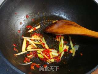 简单的家常小炒鱼香茄子的做法步骤：8