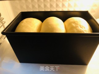 又香又软的绵绵吐司的做法步骤：16