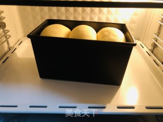 又香又软的绵绵吐司的做法步骤：17
