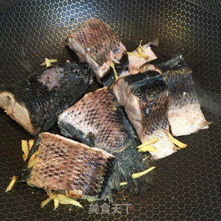 豆腐炖黑鱼的做法步骤：5