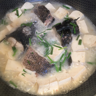 豆腐炖黑鱼的做法步骤：9