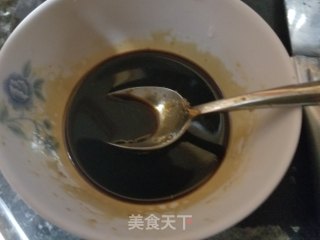 酱烧茄子鲶鱼煲的做法步骤：5