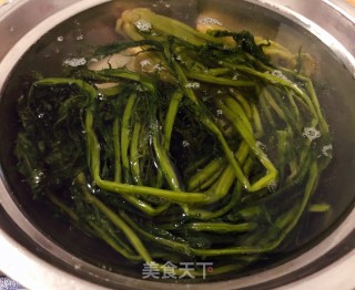 小炒雪里蕻的做法步骤：2