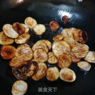 红烧鸡腿菇的做法步骤：7
