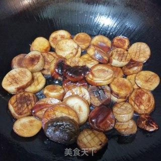 红烧鸡腿菇的做法步骤：8
