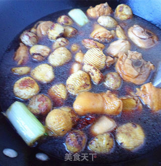 栗子炖鸡腿的做法步骤：7
