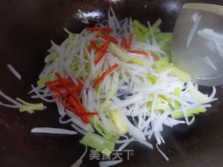 素炒三丝的做法步骤：6