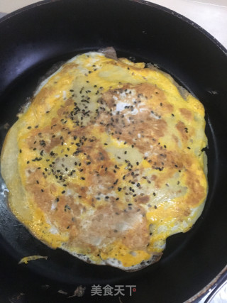 鸡蛋芝麻煎饼的做法步骤：7