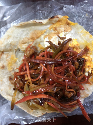 面饼裹辣菜的做法步骤：4
