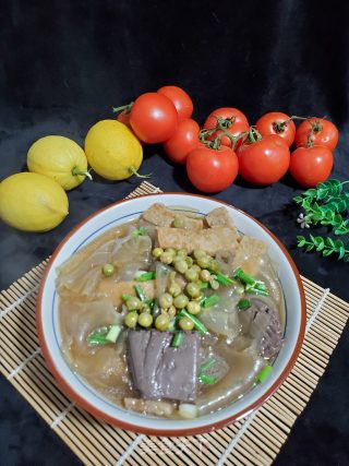 肉饼鸭血炖粉皮的做法步骤：7