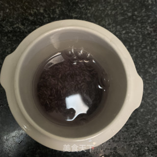 黑糯米银耳粥的做法步骤：3