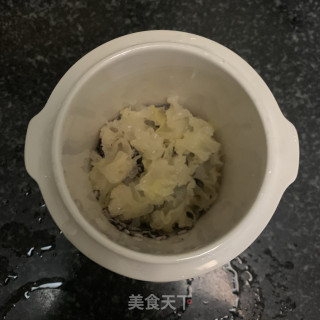 黑糯米银耳粥的做法步骤：4