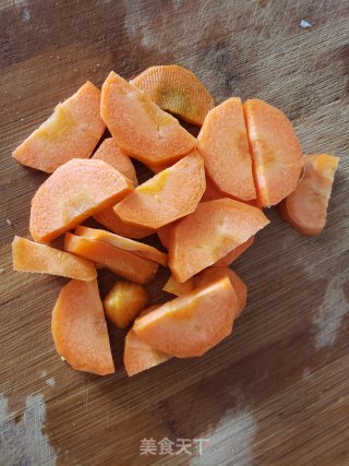 大白菜五花肉炖粉条的做法步骤：3