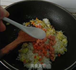 家常火腿炒饭的做法步骤：6