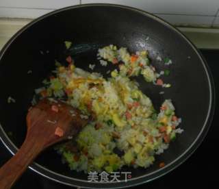 家常火腿炒饭的做法步骤：9