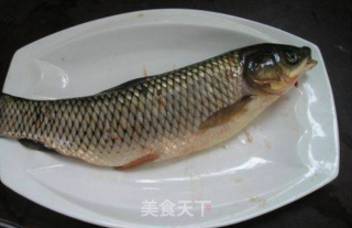 清蒸鱼的做法步骤：1