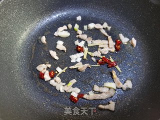 家常炒白菜帮的做法步骤：4