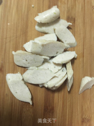 鸡肉肠青菜汤的做法步骤：1