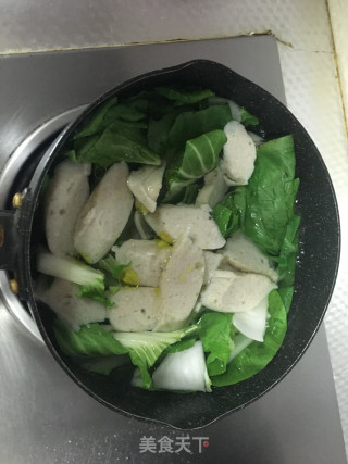 鸡肉肠青菜汤的做法步骤：4
