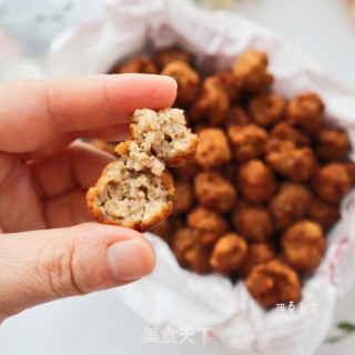 炸羊肉丸子❤️外酥里软小时候的味道❤️的做法步骤：10