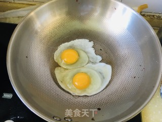 萝卜煎蛋汤的做法步骤：3
