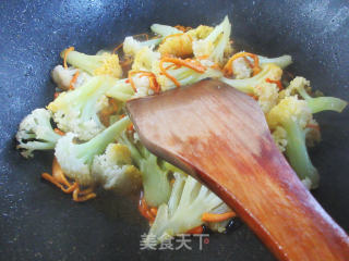 虫草菇炒花菜的做法步骤：8