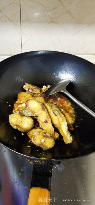 糍粑鱼的做法步骤：4