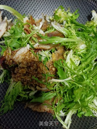 苦菊拌小黄花鱼的做法步骤：6