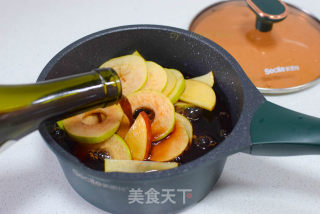 红酒煮梨的做法步骤：4