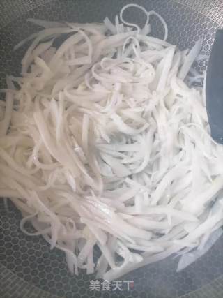 素炒萝卜丝的做法步骤：4