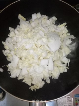 大白菜炒饭的做法步骤：3