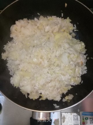 大白菜炒饭的做法步骤：5