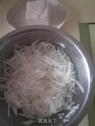 萝卜豆腐丸子的做法步骤：1