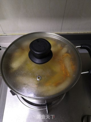 竹荪排骨冬瓜汤的做法步骤：7