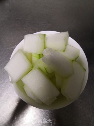 竹荪排骨冬瓜汤的做法步骤：8