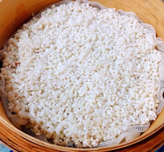 糯米排骨蒸玉米的做法步骤：6