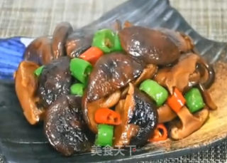 小炒香菇的做法步骤：6