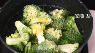 健康减脂的圣诞树西蓝花沙拉的做法步骤：6