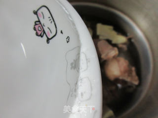 咸菜冬笋肉骨汤的做法步骤：5